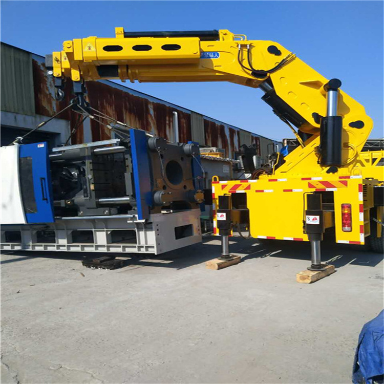 黔西 大吨位折臂吊出租费用解析：一小时租赁多少钱