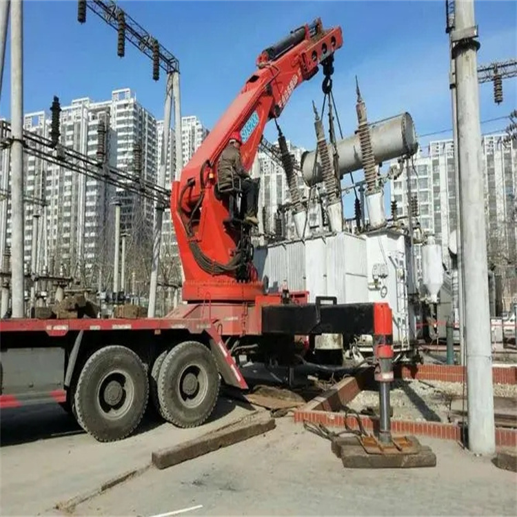 黔西就近吊车出租|工地厂房吊装设备租赁|24小时高效响应