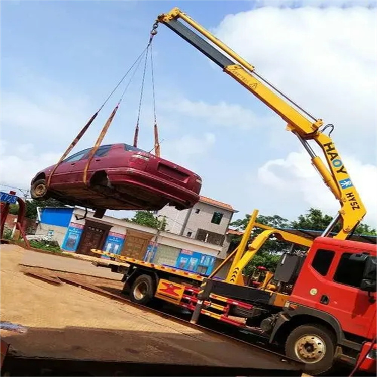 黔西吊车救援小汽车怎么吊